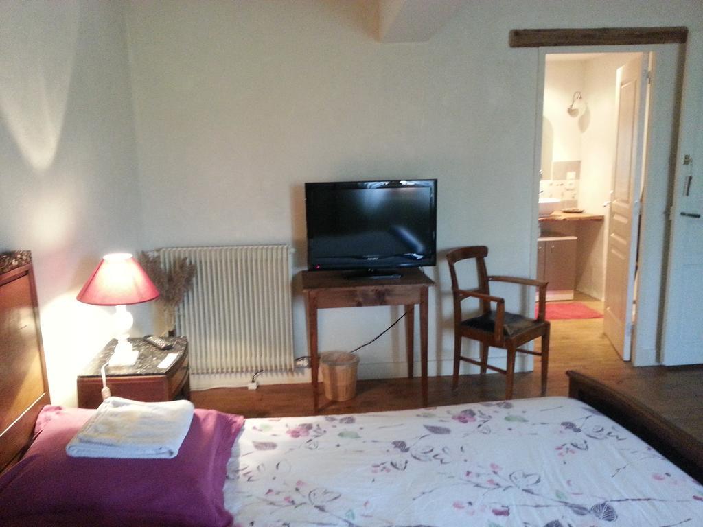 L'Orme-Vial Bed & Breakfast แซ็งต์-กัลมิเยร์ ภายนอก รูปภาพ